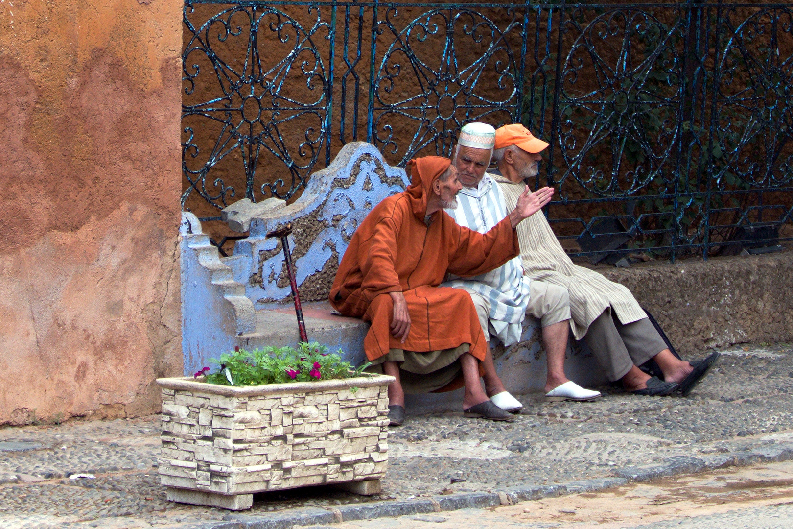 Disput vor der Moschee