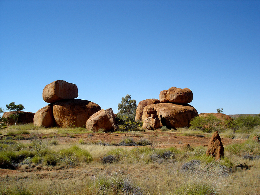 Divided rocks, 1