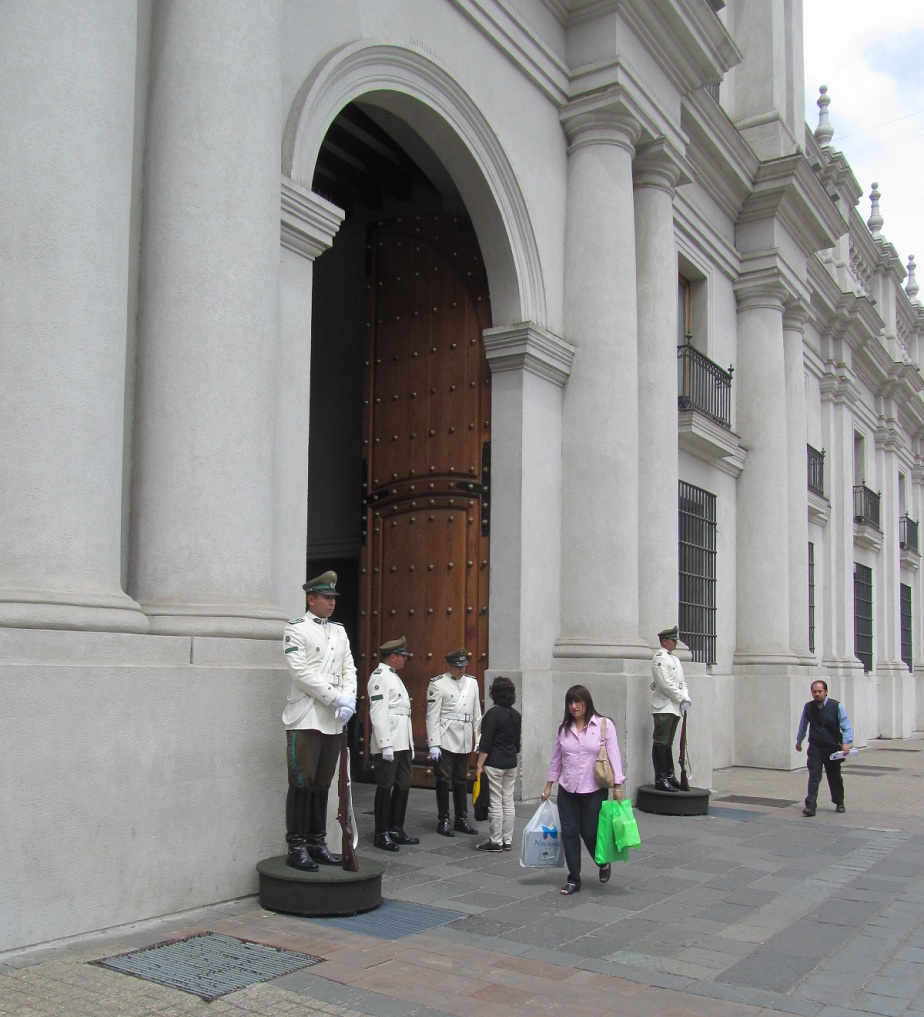 Doña Juanita no fue recibida por el Presidente