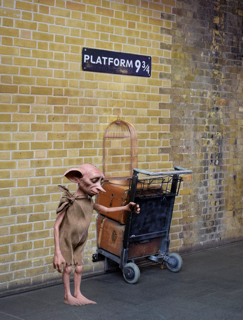 Dobby at Platform 9 3/4