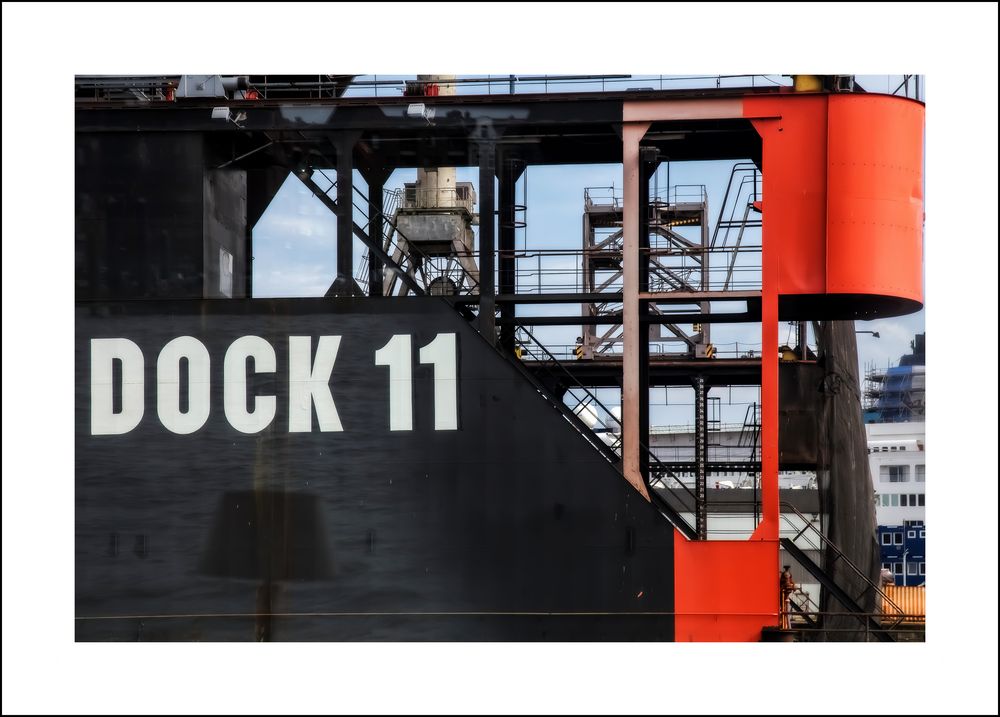 DOCK 11