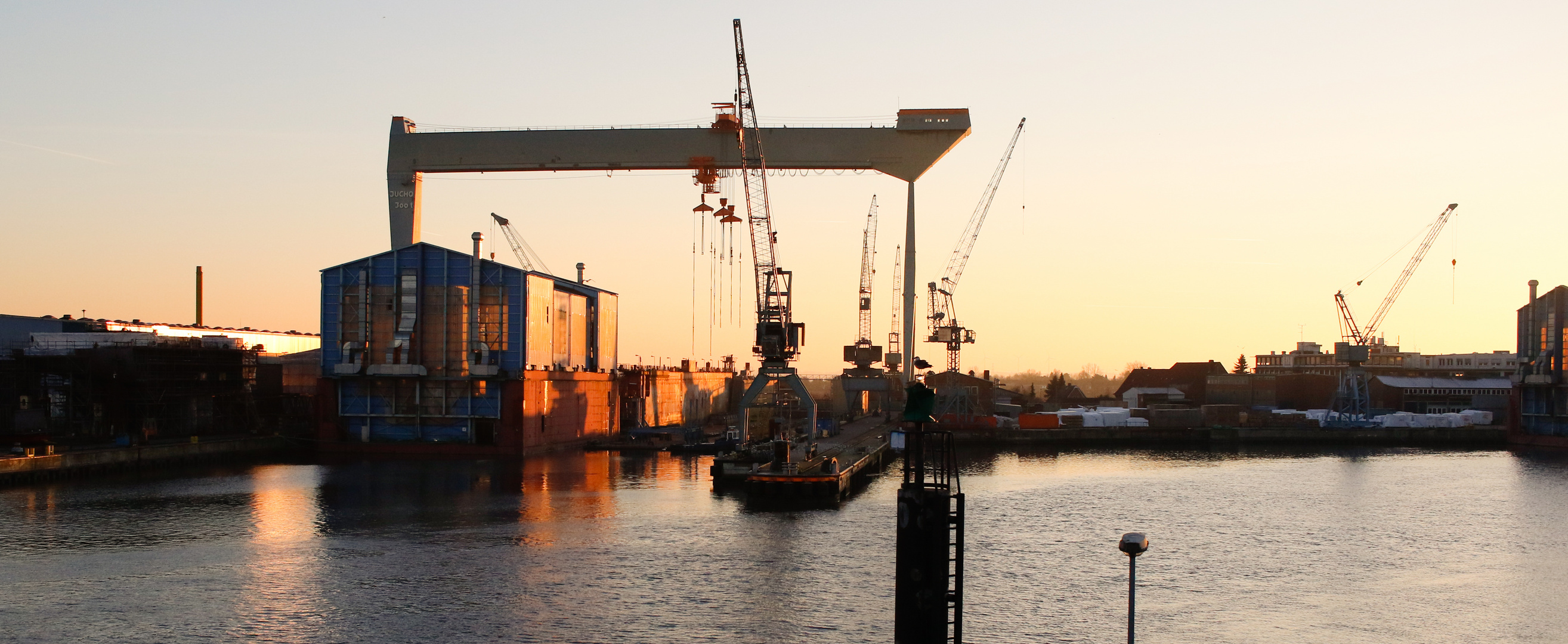 Dock im Abendlicht