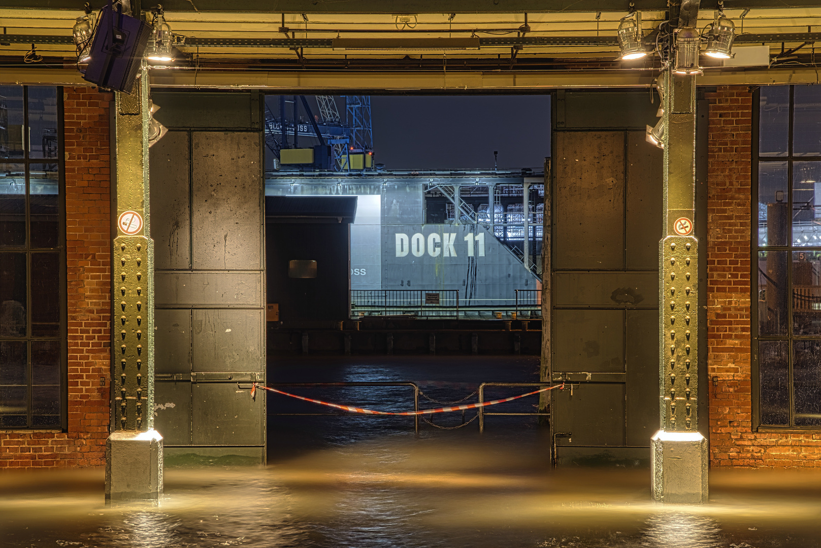 *Dock11