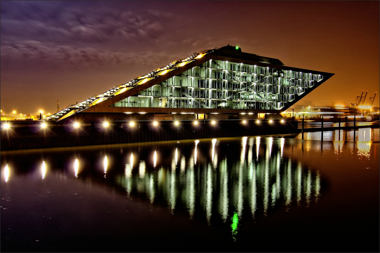 * DOckland *** °