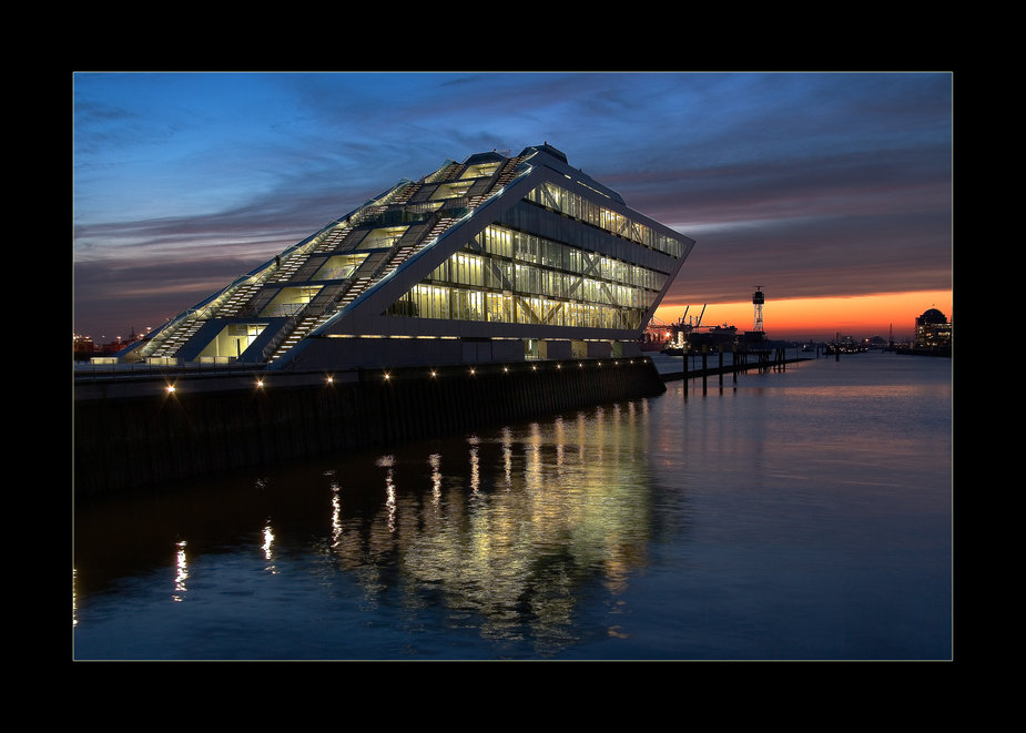 Dockland @ blue hour