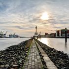 Dockland Elbradar auf Kai, Hamburg, HDR