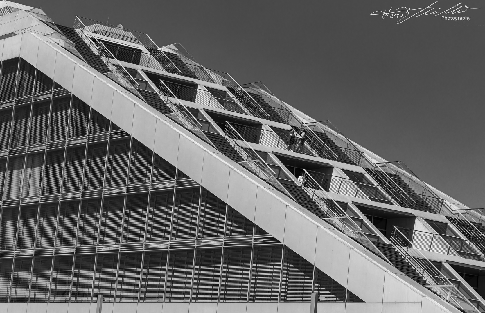 Dockland Hamburg mal in Schwarz-Weiss...