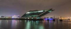 Dockland Hamburg (oder: Queen Mary II - motion picture no. 2)