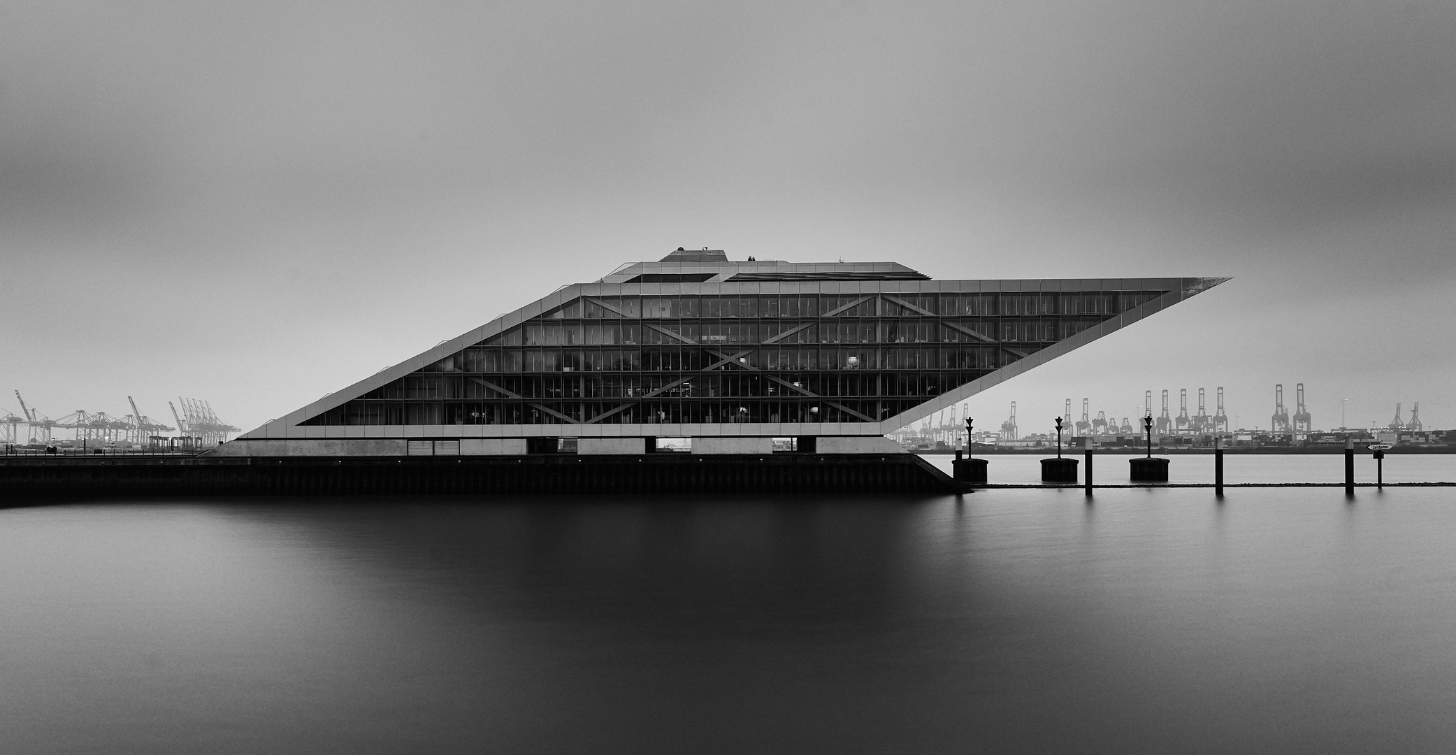 Dockland, Hamburg, SW