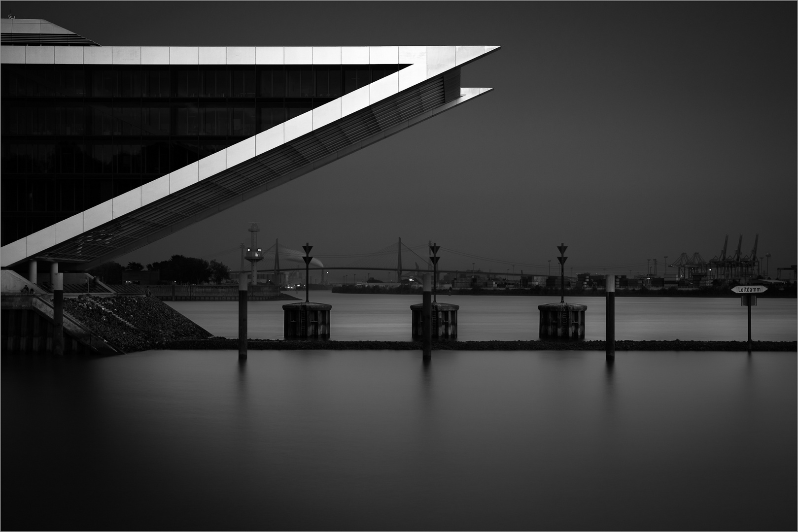 DOCKLAND III