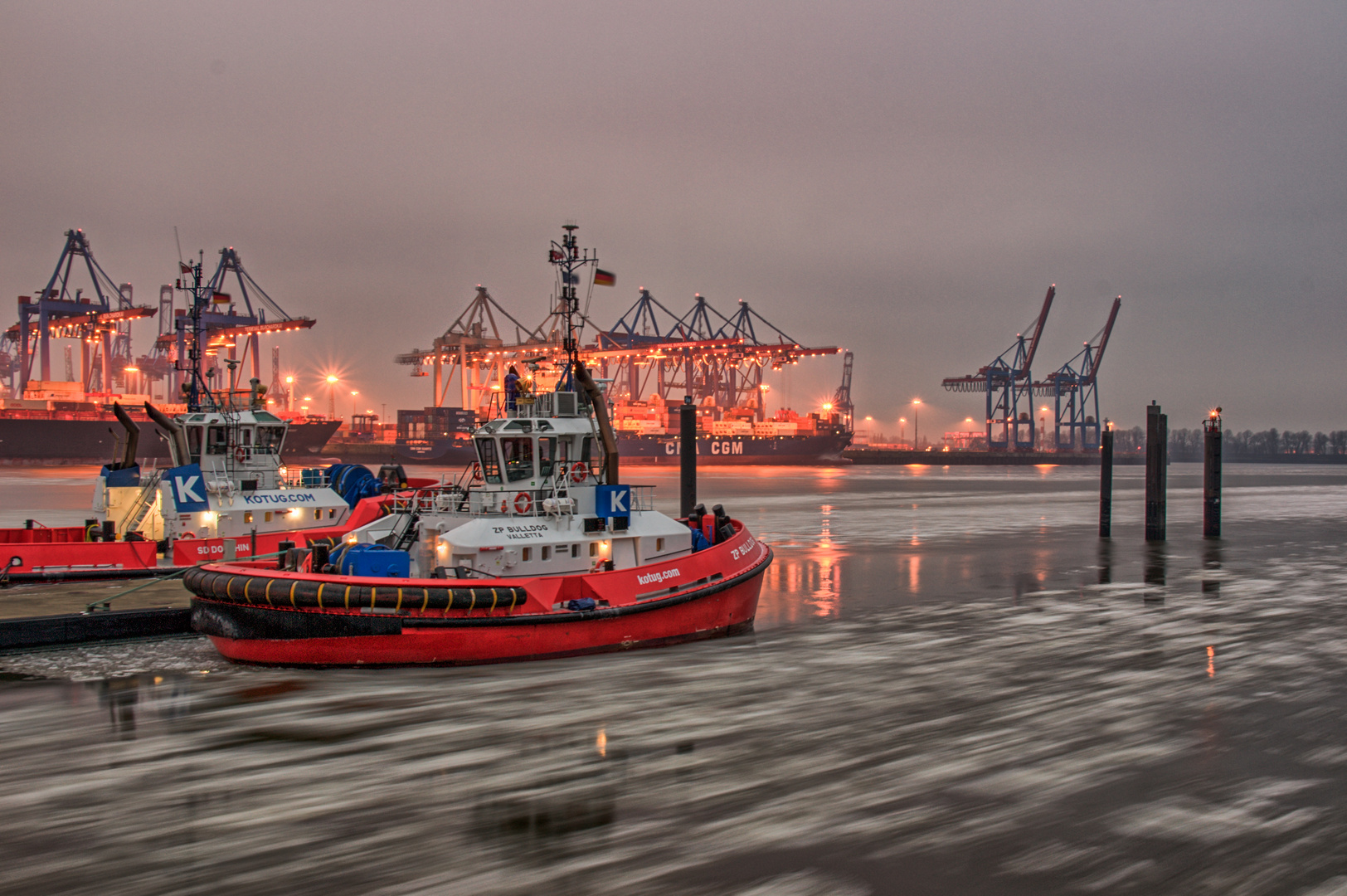 Dockland Richtung Övelgönne III