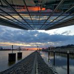 Dockland - The Sun goes down