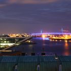 Dockland und Köhlbrandbrücke bei den Cruise Days 2010