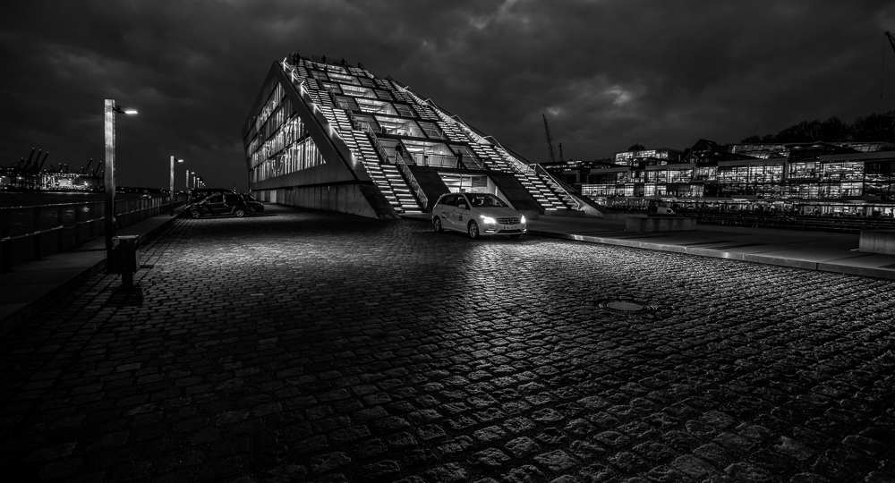 Dockland@night.sw