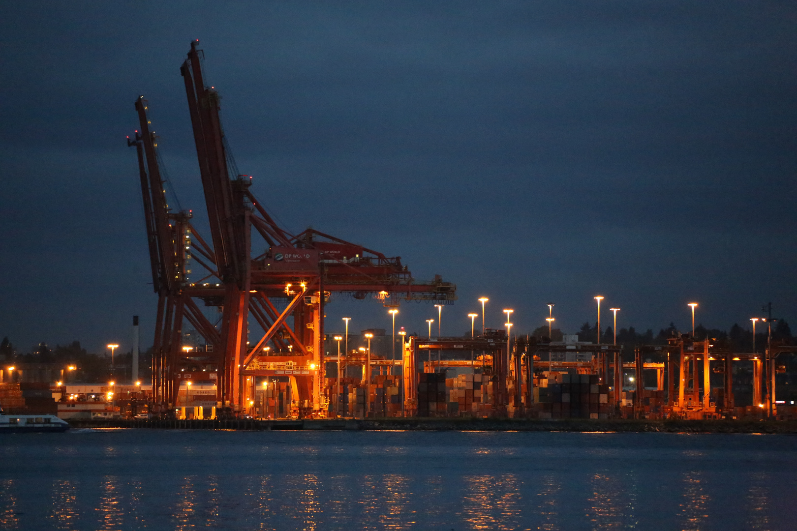 Docks in Vancouver bei Nacht