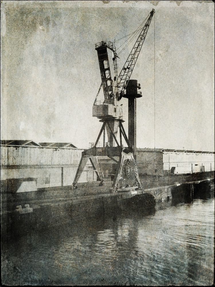 dockside crane