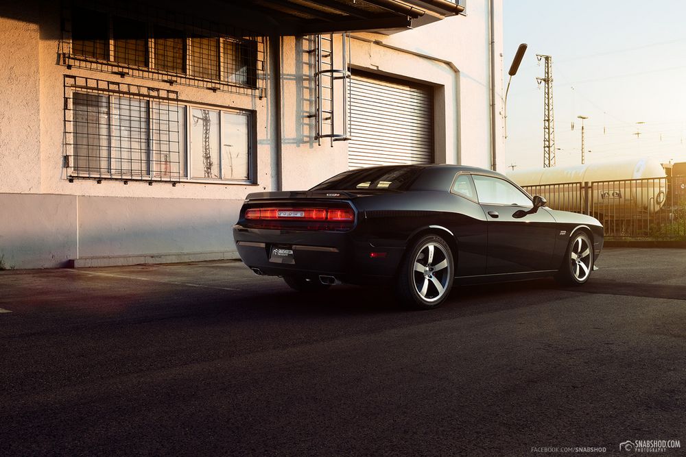 Dodge Challenger SRT 8 #2