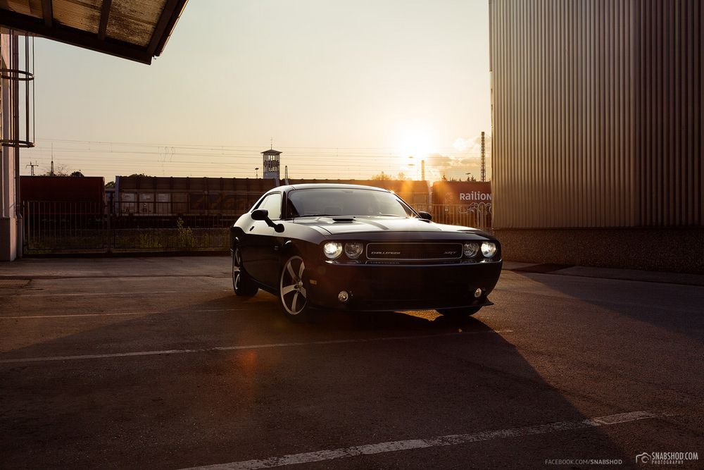 Dodge Challenger SRT 8