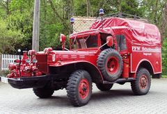 Dodge Oldtimer Löschfahrzeug (Bj. 1942)