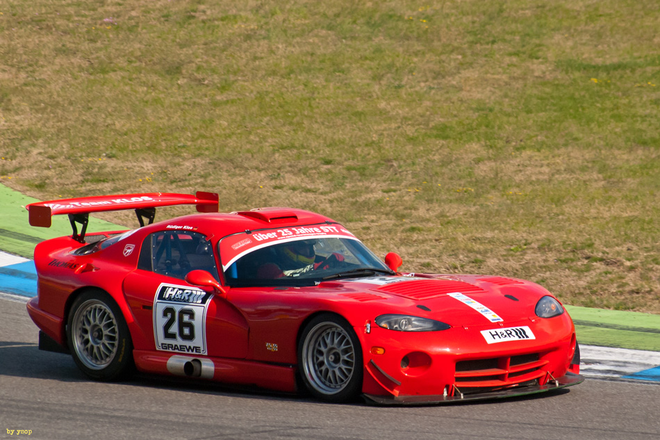 Dodge Viper GTS-R