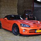 Dodge Viper orange