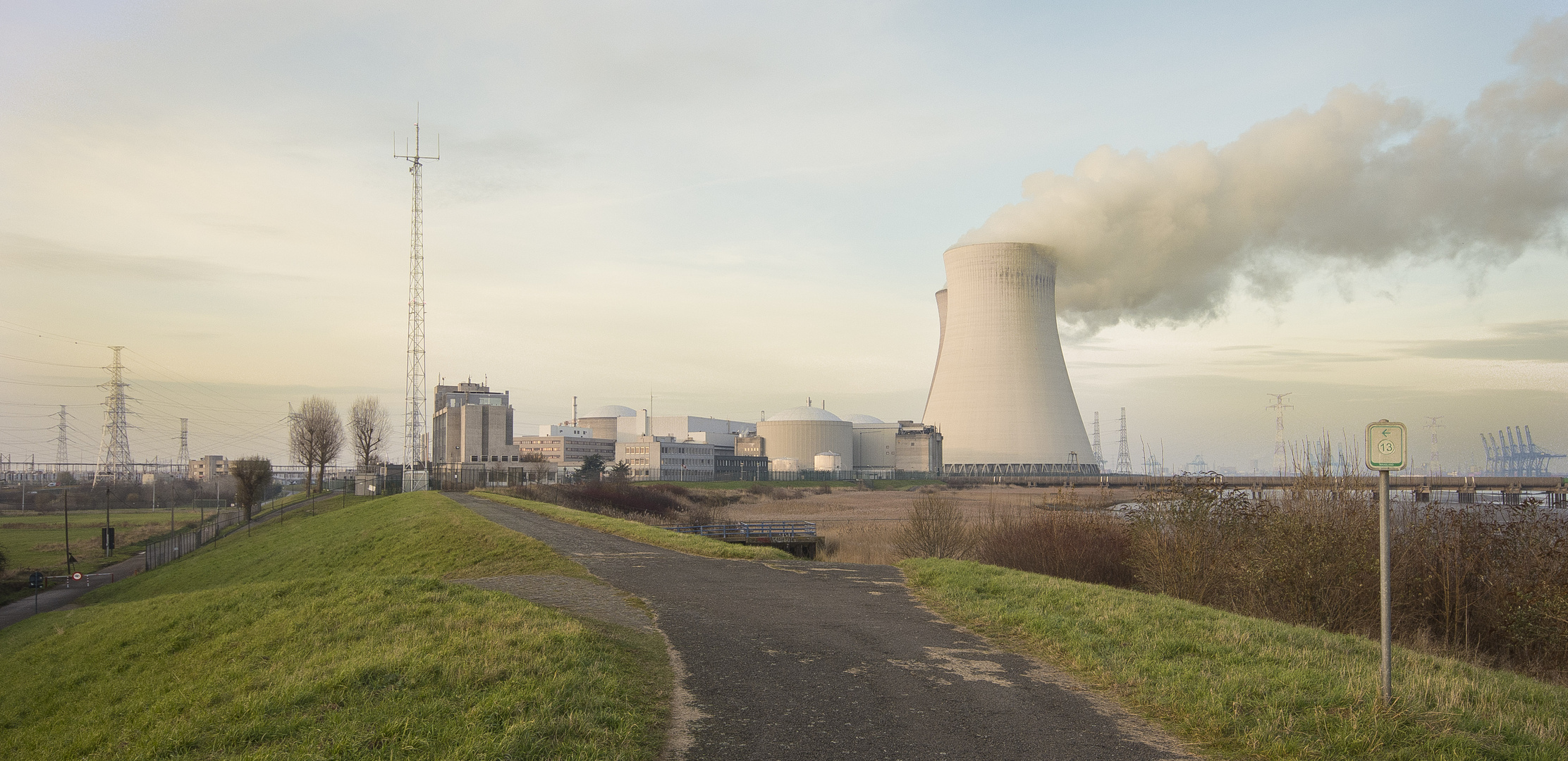 Doel - 134 - Embankment along Schelde River with Cooling Towers of the Nuclear Power Plant