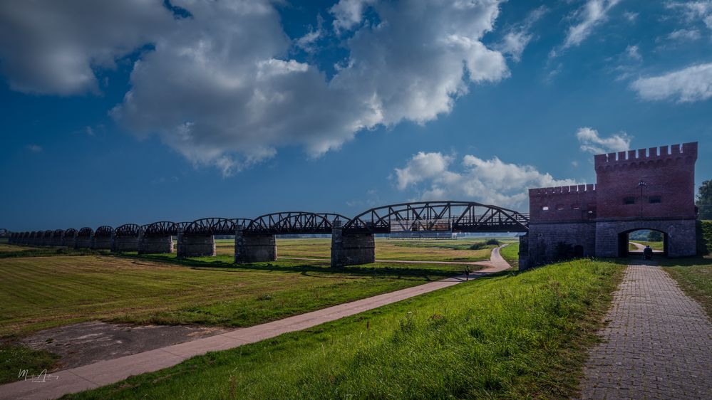 Dömitzer Eisenbahnbrücke 