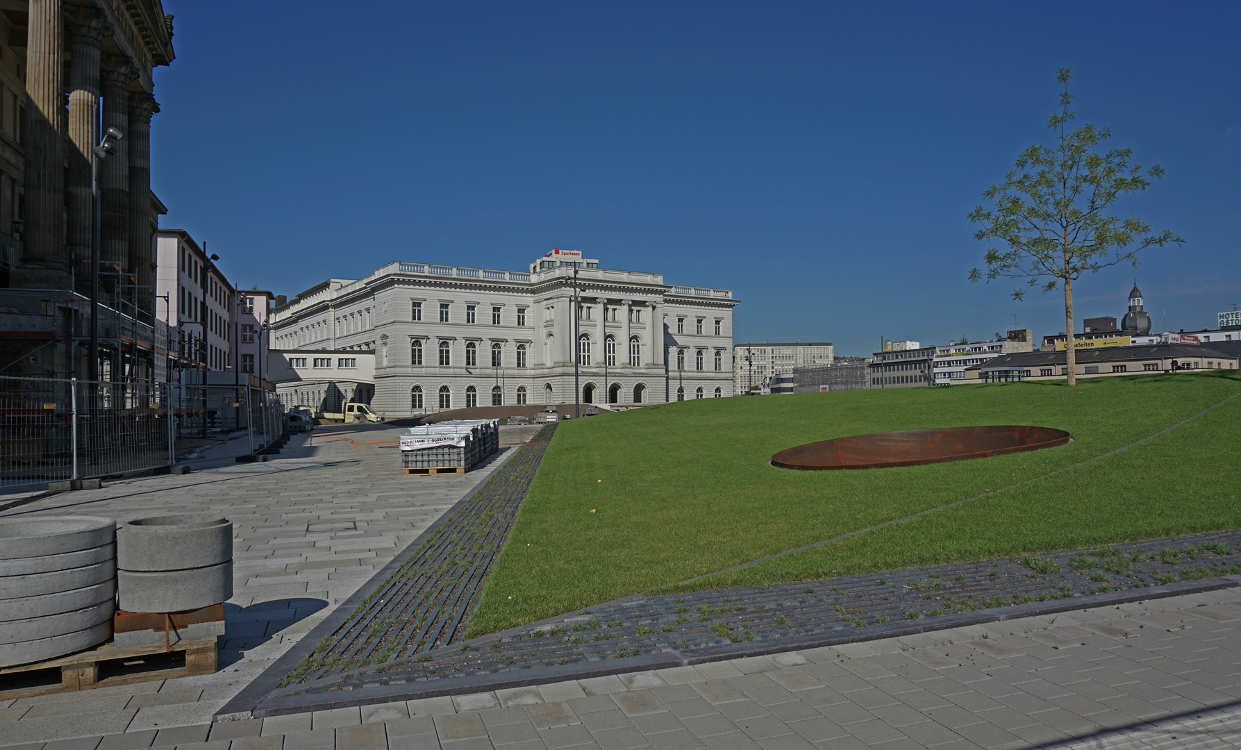 Döppersberg Bahnhofsvorplatz im Bau