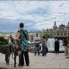 Doggentusse mit Doggencasanova auf dem Weg ins Casino von Monte Carlo