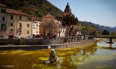 Dolceaqua mit Nervia und KIrche San Antonio Abate