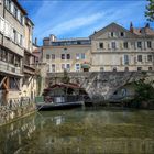 Dole et ses petits restaurants au bord du canal des tanneurs