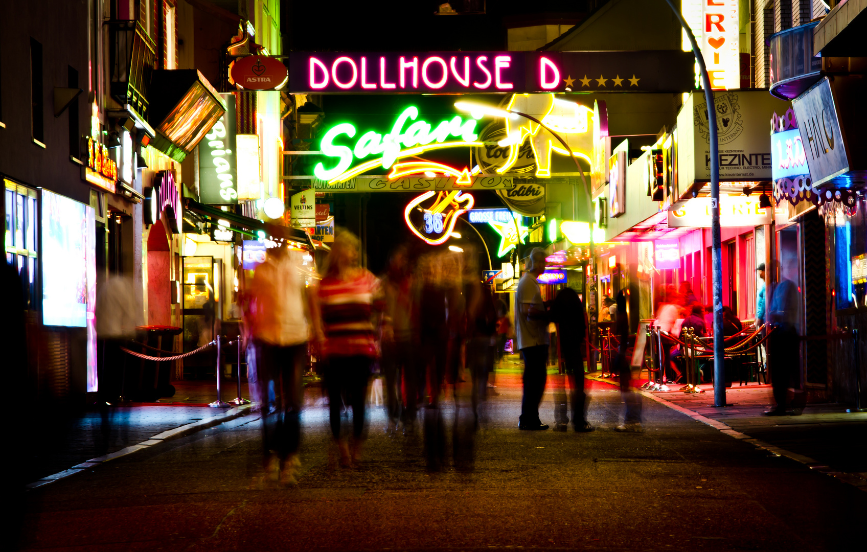 DOLLHOUSE Foto & Bild deutschland, europe, hamburg Bilder auf