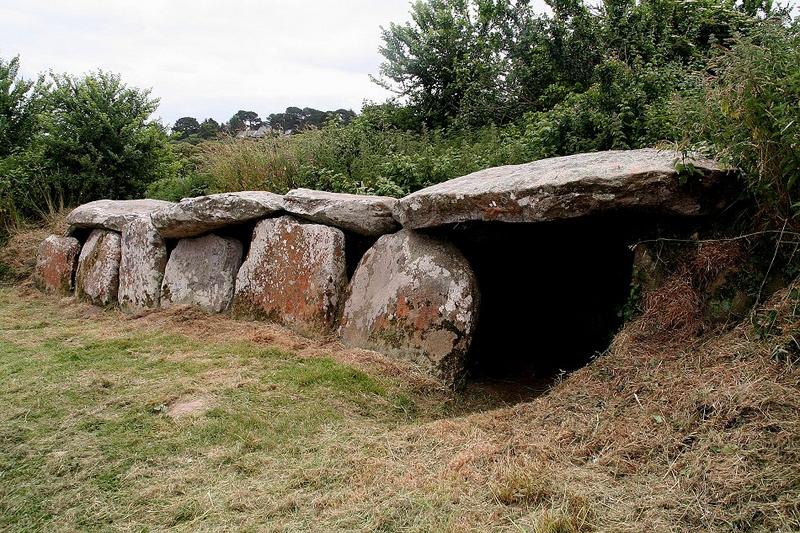 Dolmen bei Tregastel