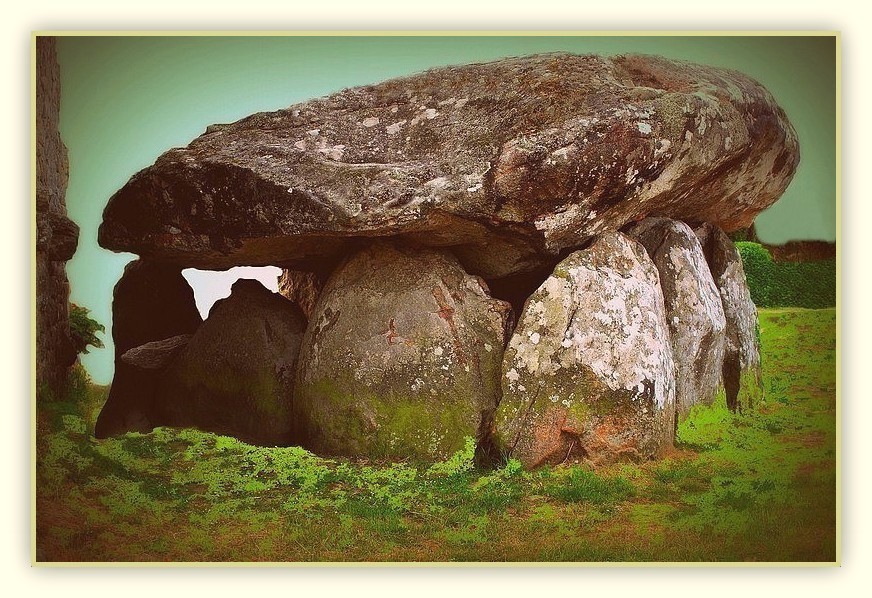 Dolmen de Crucuno Morbihan