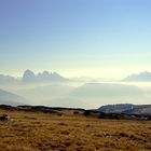 Dolomiten im Dunst