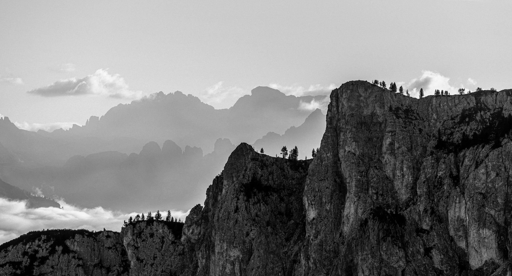 Dolomiten im Herbst (s/w Freitag 22102021)