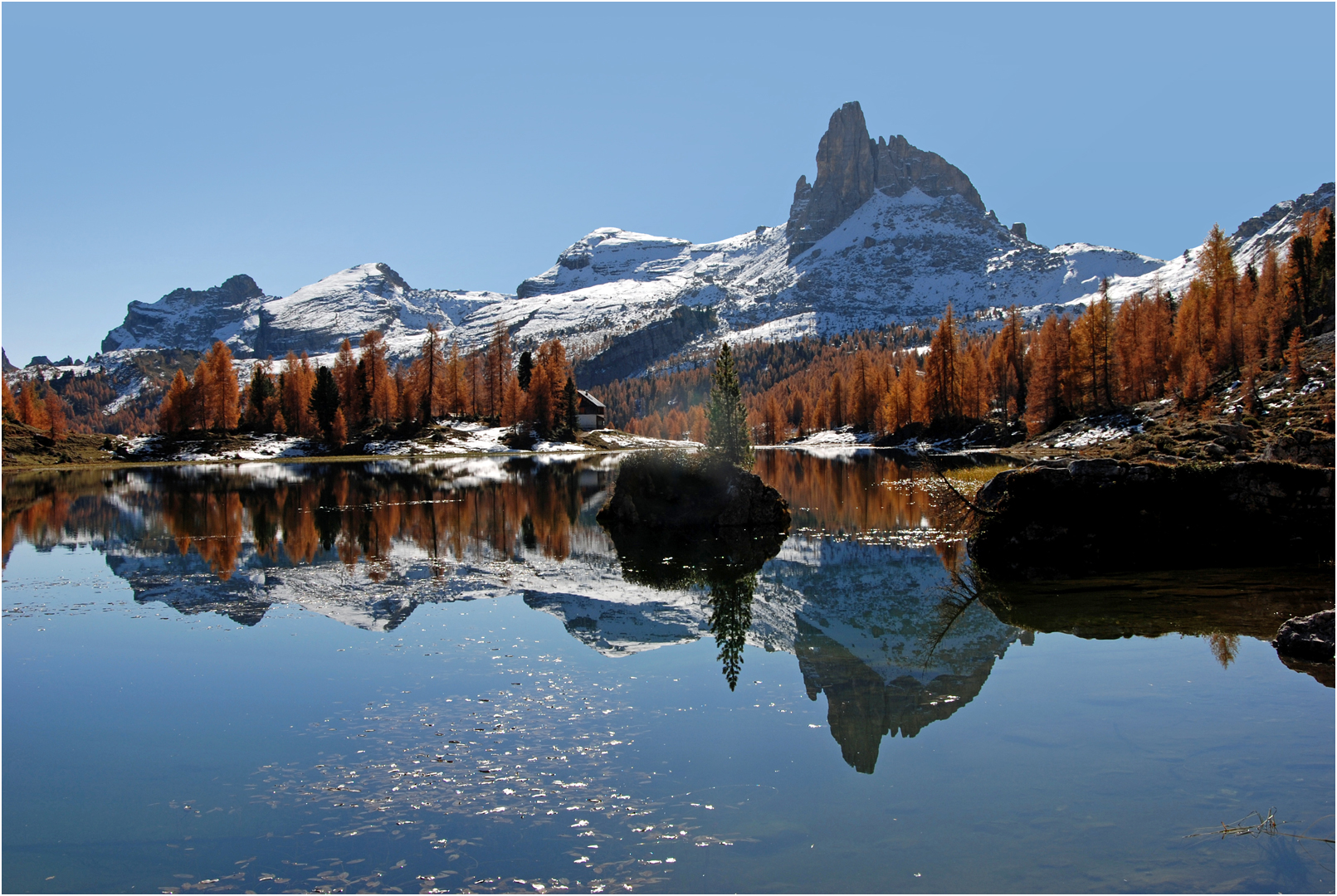 Dolomiten-Perle   -    Lago di Federa