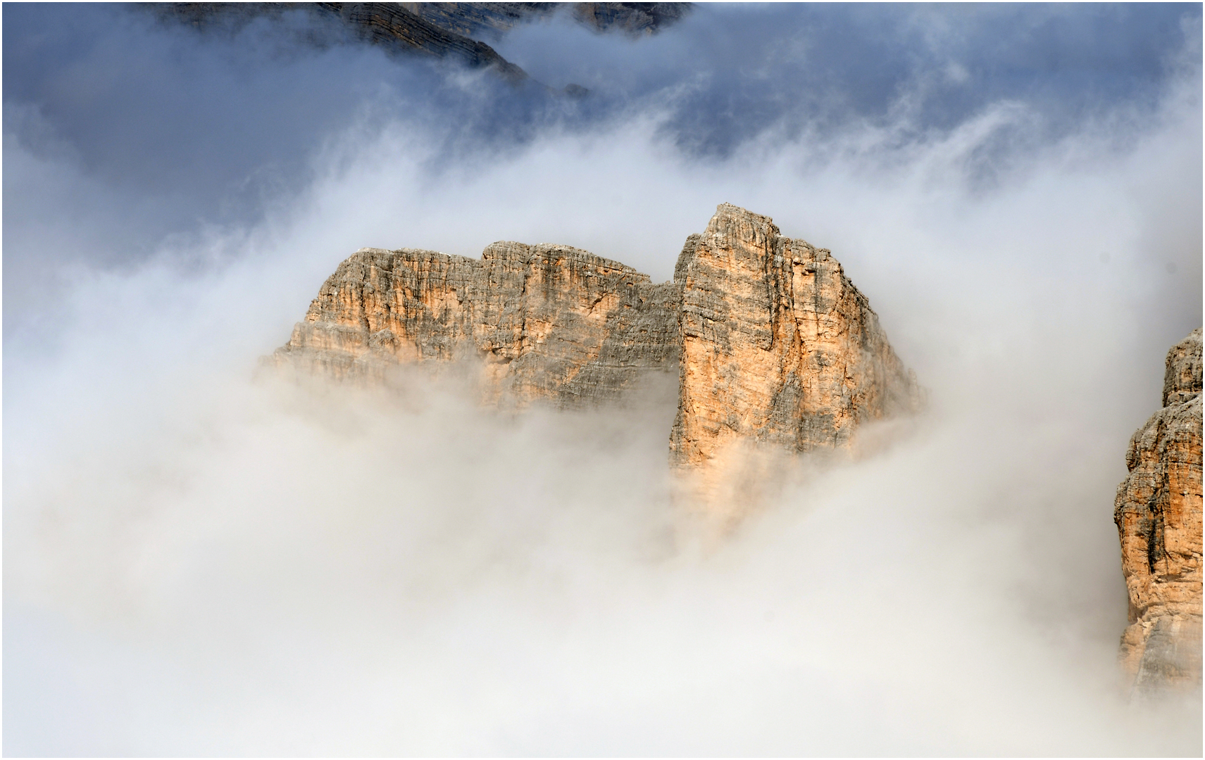 Dolomiten-Romantik  -  Dolomiten Wildheit ?