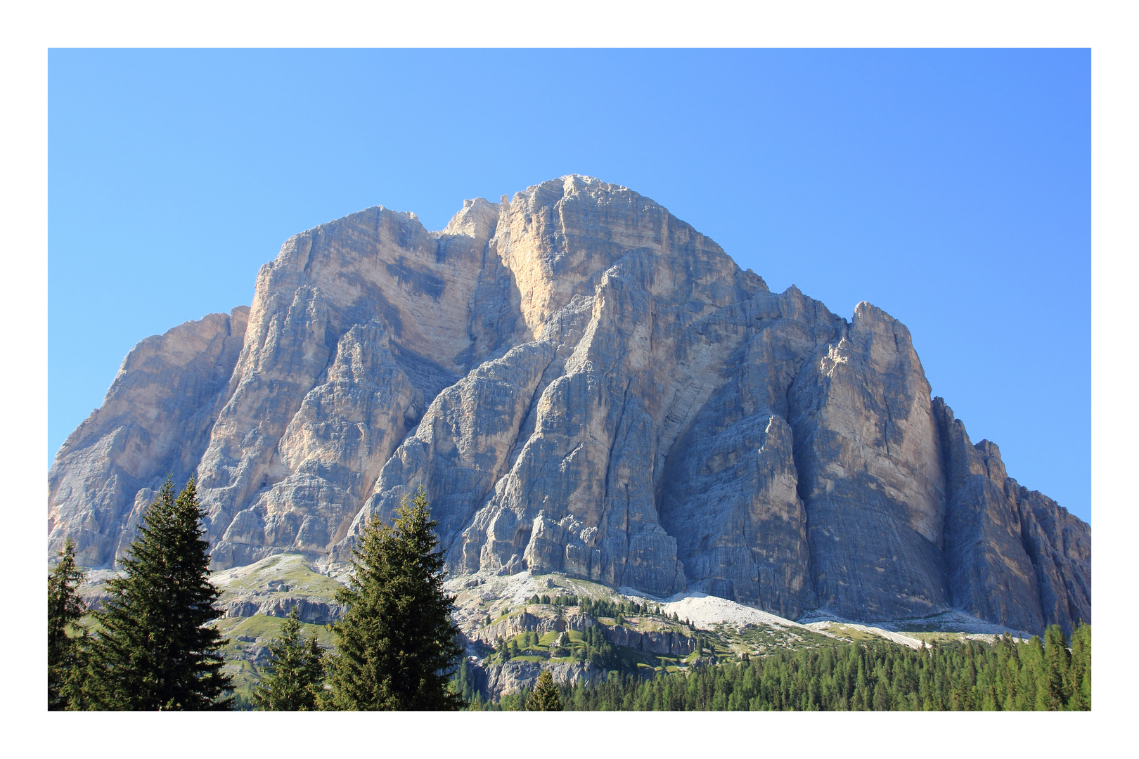 ++ Dolomiten, Tofana di Rozes (Südwand) ++