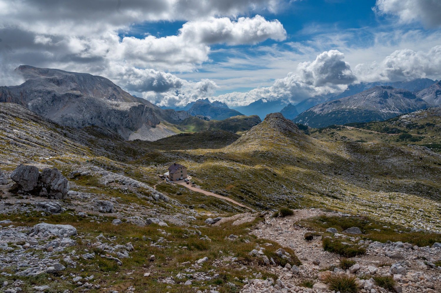 Dolomites Refugio