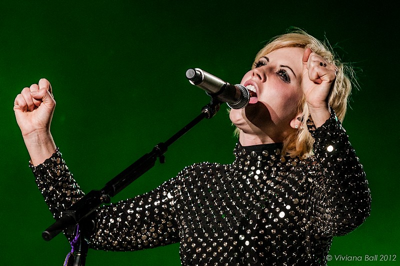 Dolores O'Riordan (The Cranberries) photo & image the arts, concerts, concert photos images at