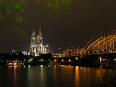 Dom bei Nacht