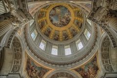 DOM DE LES INVALIDES