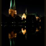 Dom in Lübeck bei Nacht