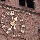 Dom in Trier die Uhr