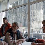Dom - Köln -Kölsch 3: Warten auf Klösch mit Dom