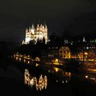 Dom Limburg mit nächtlichem Spiegelbild in der Lahn