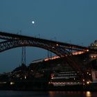 Dom-Luís-Brücke in Porto/Portugal bei Nacht