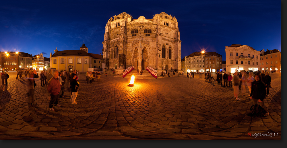  Dom Regensburg - Osterfeuer 