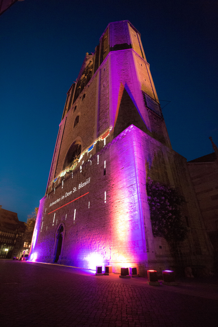 Dom St. Blasii zu Braunschweig während der diesjährigen abendlichen Illumination